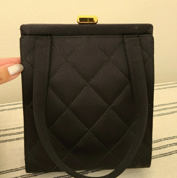 Handbag - Picture 2 of 6